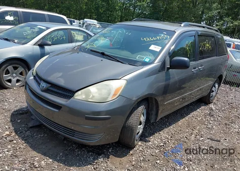 2004 Toyota Sienna Le z USA, uszkodzony, nr VIN 5TDZA23C34S085358
